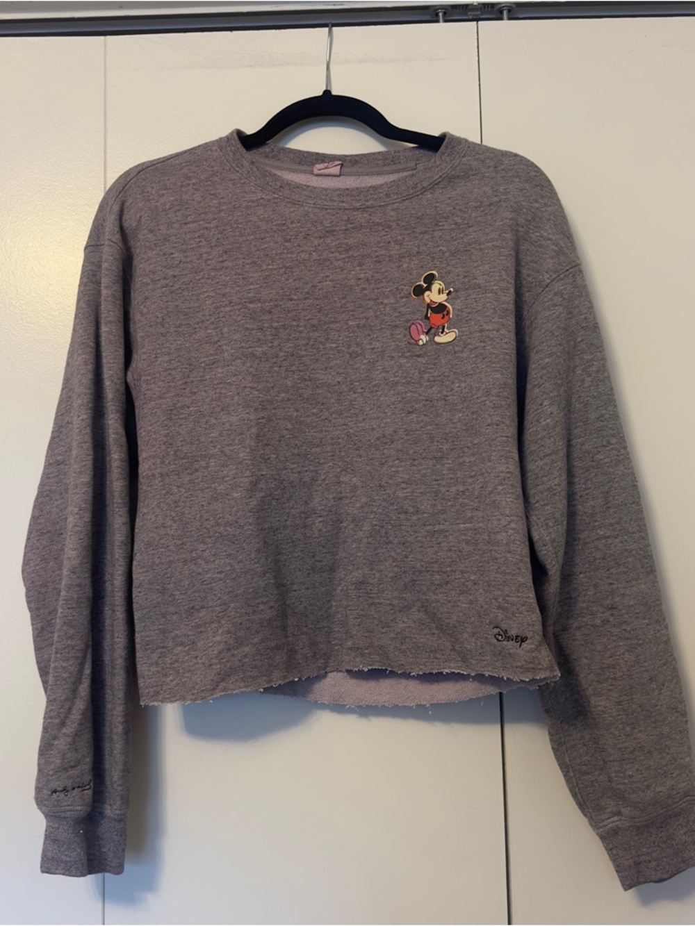 ✨5 for $25✨ Uniqlo x Disney Mickey Mouse Gray Cropped Sweatshirt